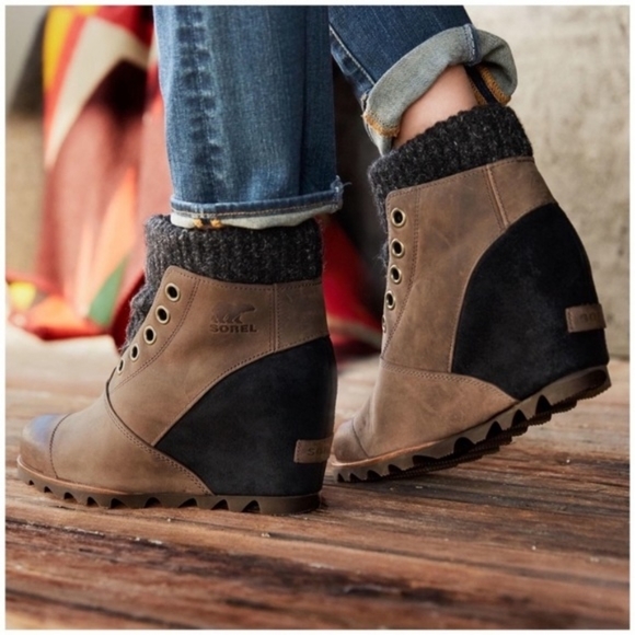sorel sweater boots